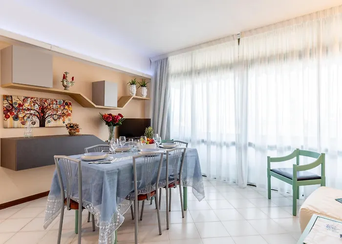 Casa Marina Di بيتراسانتا